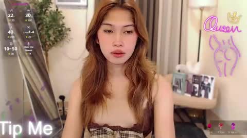 Snapshot of urdreamgirl_mika27 chatting on June 2026 06:13:02 AM MIKA online show from June 2026 06:13:02 AM
