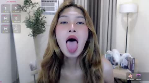 Snapshot of urdreamgirl_mika27 chatting on July 2026 07:04:02 AM MIKA online show from July 2026 07:04:02 AM