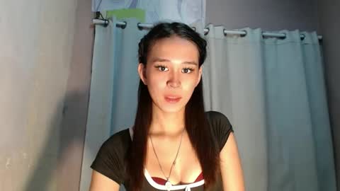 Snapshot of urdreamgirl_stephanie chatting on June 2026 10:14:02 AM stephanie online show from June 2026 10:14:02 AM