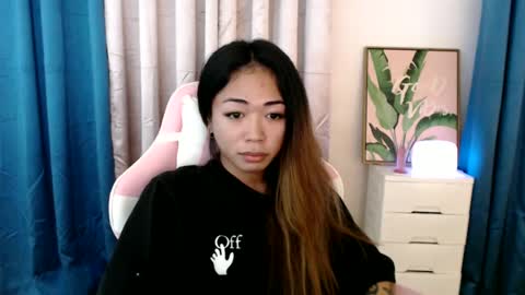 Snapshot of urfantacyjamaica chatting on February 2025 11:44:01 PM ayumi reacher online show from February 2025 11:44:01 PM