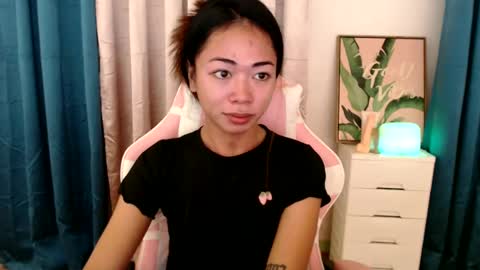 Snapshot of urfantacyjamaica chatting on February 2025 06:19:02 PM ayumi reacher online show from February 2025 06:19:02 PM