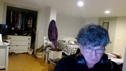 Gregor online show from February 2025 11:26:01 PM