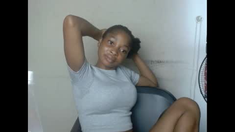 urflirtydoll online show from February 2025 08:09:02 PM