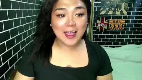 Dimple online show from September 2025 10:42:01 AM