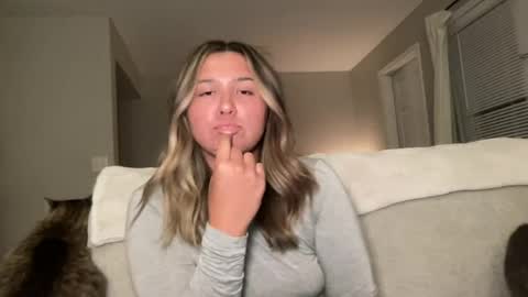 urgirlgracie966 online show from July 2026 02:37:01 AM