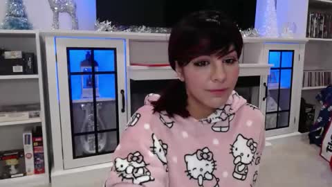 Snapshot of urgoddessmarla chatting on December 2025 05:24:02 AM Goddess Marla online show from December 2025 05:24:02 AM