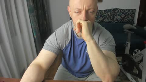 UrGymCrush online show from February 2025 02:11:02 AM