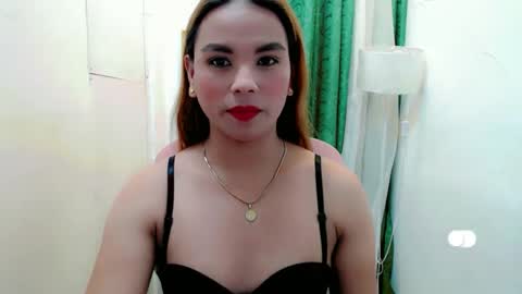 Snapshot of urhotdana chatting on November 2025 09:20:01 AM Diane online show from November 2025 09:20:01 AM