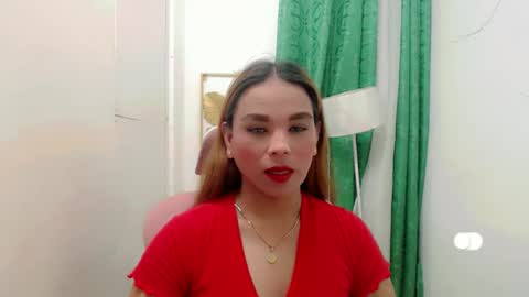 Snapshot of urhotdana chatting on December 2025 09:14:01 AM Diane online show from December 2025 09:14:01 AM