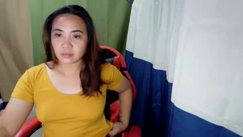 urhotjen online show from March 2026 05:06:01 PM