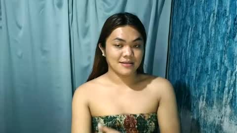 Snapshot of urhottie_bella chatting on June 2026 09:50:01 PM urhottie_bella online show from June 2026 09:50:01 PM