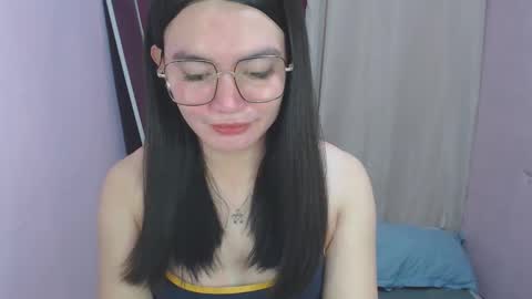 Snapshot of urhottiest_katey chatting on May 2026 06:32:01 AM Katey online show from May 2026 06:32:01 AM