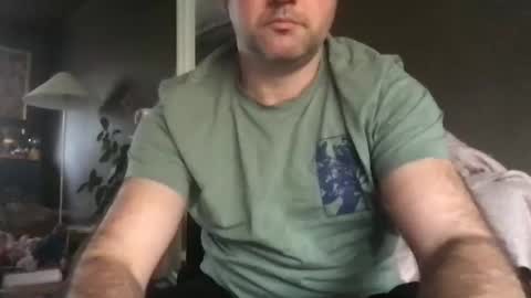 Snapshot of urhungdaddy8 chatting on October 2025 02:30:01 PM Hung Daddy online show from October 2025 02:30:01 PM