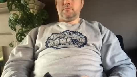 Snapshot of urhungdaddy8 chatting on November 2025 10:16:02 AM Hung Daddy online show from November 2025 10:16:02 AM