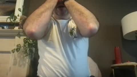 Snapshot of urhungdaddy8 chatting on February 2026 03:41:02 PM Hung Daddy online show from February 2026 03:41:02 PM