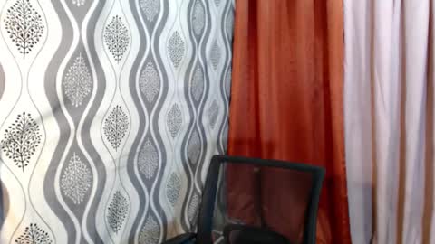 urhunky_ivan online show from January 2025 06:02:01 PM