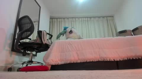 Snapshot of urimare_south chatting on January 2025 03:22:02 AM urimare_south online show from January 2025 03:22:02 AM