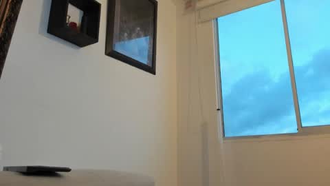 Snapshot of urimare_south chatting on June 2026 11:21:02 PM urimare_south online show from June 2026 11:21:02 PM