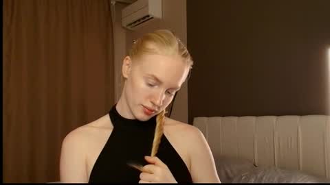 ElizabethLizy online show from June 2026 06:29:02 PM