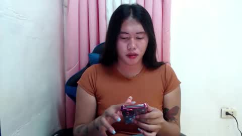 Sofie online show from October 2025 07:03:01 PM