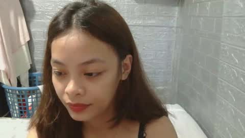 Snapshot of urlovely_yang03 chatting on May 2026 01:50:01 PM juliana online show from May 2026 01:50:01 PM