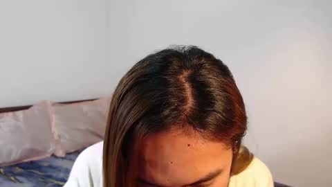 Snapshot of urlovelypinayxxx chatting on November 2025 04:29:01 PM MIYA online show from November 2025 04:29:01 PM