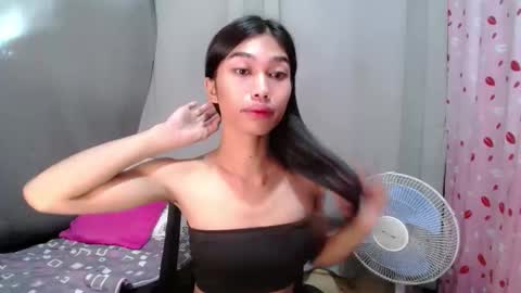 Snapshot of urloverjasmine_xx chatting on May 2026 11:56:01 PM urloverjasmine_xx online show from May 2026 11:56:01 PM