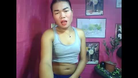 Snapshot of urluckyfuck123 chatting on October 2025 12:11:01 AM Jasmin online show from October 2025 12:11:01 AM