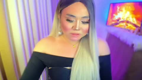 Snapshot of urnaughty_ceciliaxxx chatting on July 2026 05:00:02 PM cecilia online show from July 2026 05:00:02 PM