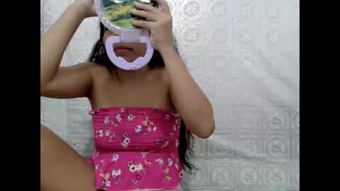 urpinaygirl69 online show from June 2026 05:41:01 AM