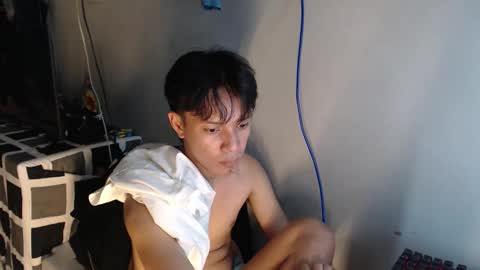 Mel online show from February 2026 01:06:01 AM