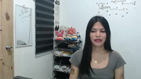 Snapshot of urpreciouspinayxxx chatting on December 2024 03:46:01 PM hi im kim online show from December 2024 03:46:01 PM
