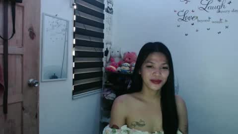 Snapshot of urpreciouspinayxxx chatting on March 2025 03:34:01 AM hi im kim online show from March 2025 03:34:01 AM