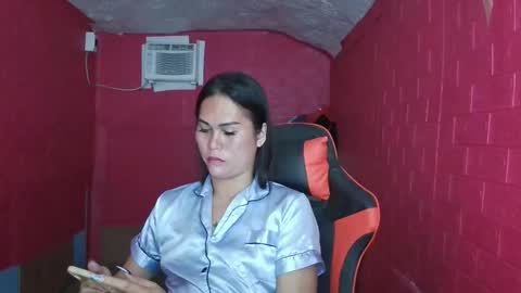 chiks online show from May 2026 06:13:01 PM