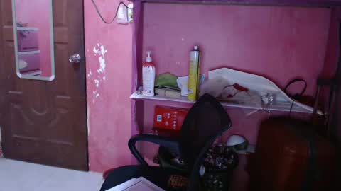 Stella online show from January 2025 10:41:02 PM