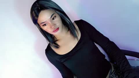 I AM ZOEY AND IM NOT EXPENSIVE I JUST KNOW MY WORTH online show from August 2026 04:20:02 PM