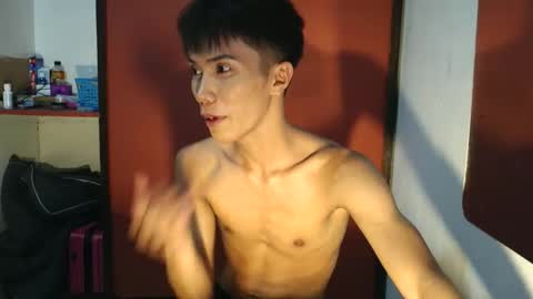 Snapshot of urtwink_jm chatting on April 2026 02:32:02 PM mark online show from April 2026 02:32:02 PM