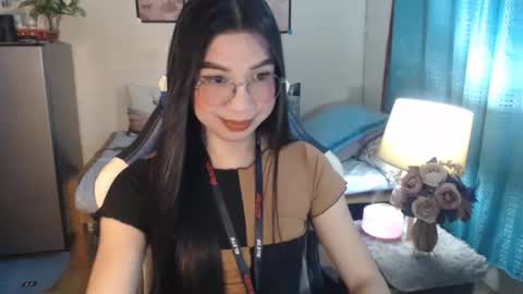 Snapshot of urwetasianprincessxx chatting on February 2025 05:35:01 AM Ashley Kate Mateo Gray online show from February 2025 05:35:01 AM