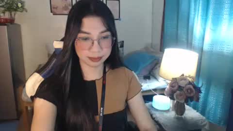 Snapshot of urwetasianprincessxx chatting on February 2025 11:52:01 AM Ashley Kate Mateo Gray online show from February 2025 11:52:01 AM
