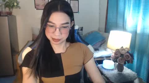 Snapshot of urwetasianprincessxx chatting on March 2025 11:20:01 AM Ashley Kate Mateo Gray online show from March 2025 11:20:01 AM
