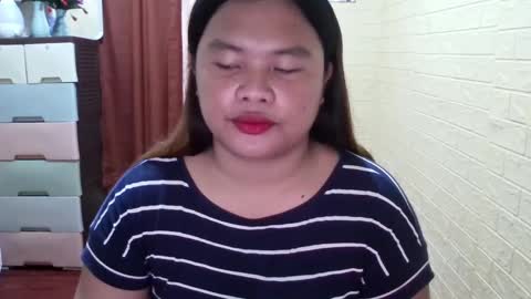 Snapshot of urwifematerial69_ chatting on February 2025 09:52:01 AM Bella Miles Olivia online show from February 2025 09:52:01 AM