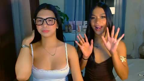 urwildest_margaret online show from April 2026 04:06:02 PM