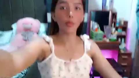 Snapshot of usweetcummer_kiana chatting on October 2025 03:09:02 AM usweetcummer_kiana online show from October 2025 03:09:02 AM