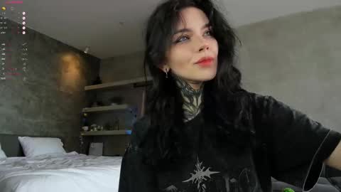 Eva online show from December 2025 06:07:01 AM