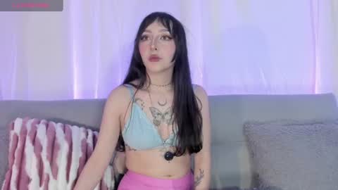 v1cky_ online show from June 2026 01:06:01 AM