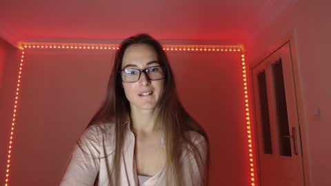 Snapshot of va_len_sea_ya chatting on November 2025 09:02:02 PM Valensiya online show from November 2025 09:02:02 PM