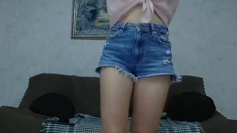 Valensiya online show from August 2026 07:12:02 PM