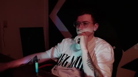 vacation__ online show from November 2025 03:47:01 PM