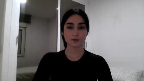 Vaen online show from December 2025 09:09:02 PM