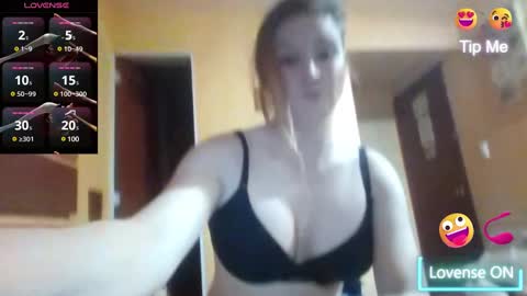 Snapshot of vagimosa chatting on March 2025 09:27:02 PM vagimosa online show from March 2025 09:27:02 PM